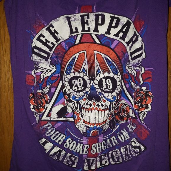 Def Leppard Tops - Womens Def Leppard Ladies Large Purple Band Tee Short Sleeve Graphic T-shirt Las